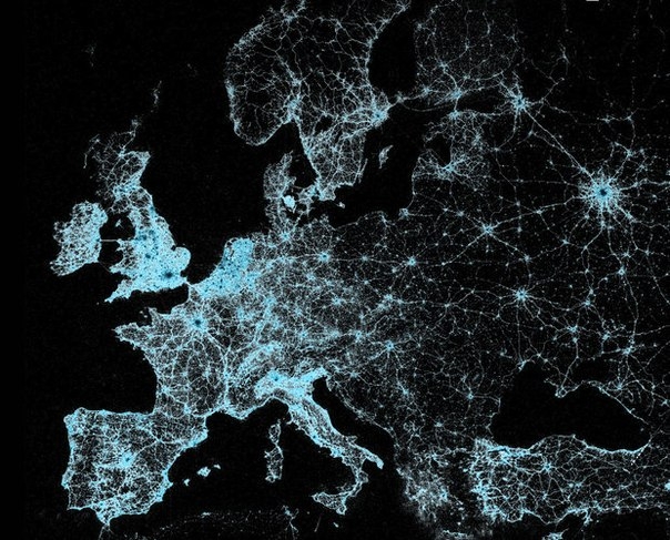 Администрация Twitter выложила в открытый доступ на Flickr карты активности своих пользователей. На детальной карте Европейских твитов Беларусь заметно уступает Западной Европе, но не отстает от более густонаселенных Украины и Польши.